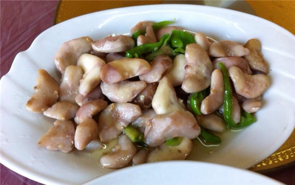 四角菱角怎么剝殼，野生菱角怎么剝殼