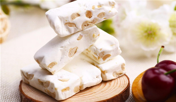 雪花酥和牛軋?zhí)堑膮^(qū)別
